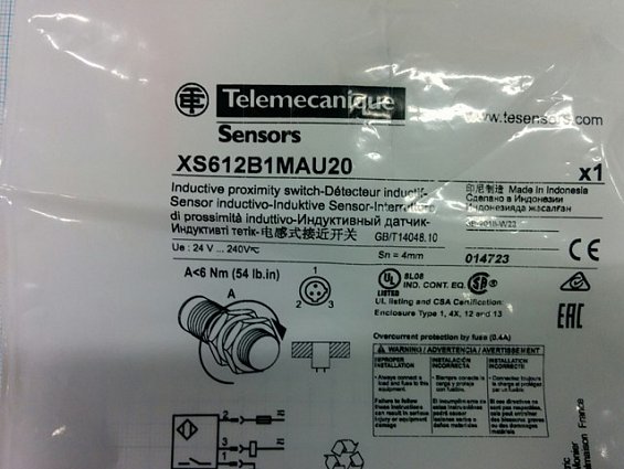 Индуктивный датчик Sensors xs612b1mau20 Telemecanique Schneider Electric