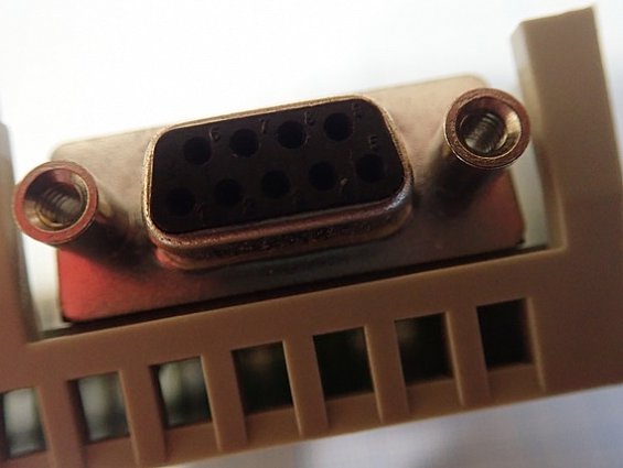 Адаптер Schneider Electric 170int11000 новый без оригинальной упаковки коммуникационный