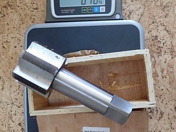 Метчик M100х2mm HSS