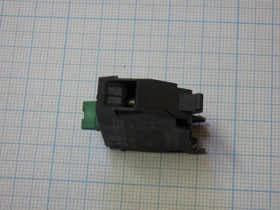 БЛОК-КОНТАКТ Schneider Electric ZEN-L1111