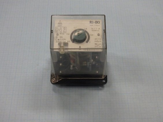 Реле тока REFA RI-80 0,5 1,0 A Inom 1 A 220V 50Hz IP40 MERA REFA Made in Poland ПОЛЬША