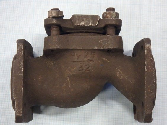Клапан обратный 16кч9п Ду32 Ру25 чугунный подъемный фланцевый