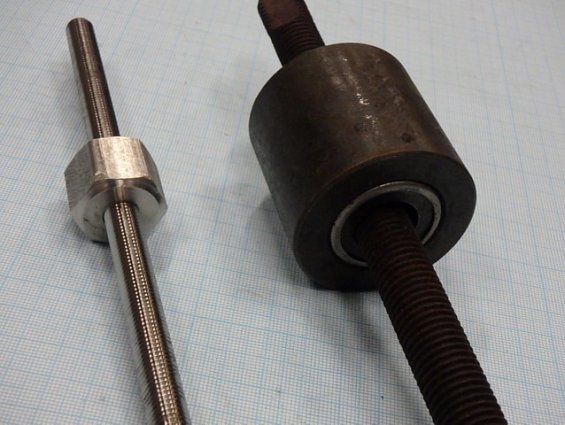 Съемник шкворней автомобиля MITSUBISHI CANTER Митсубиши Кантер Шасси FE668EV FE567B FE517BN