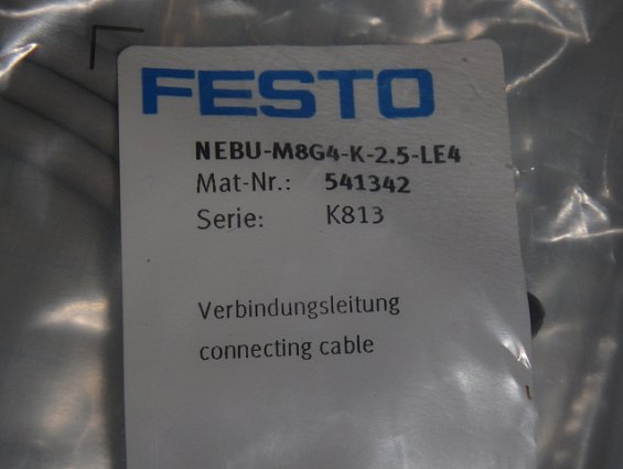 Датчик давления FESTO SDE3-D6S-B-HQ4-2P-M8-G Mat.-Nr.: 539679 в комплекте кабель NEBU-M8G4-K-2.5-LE4