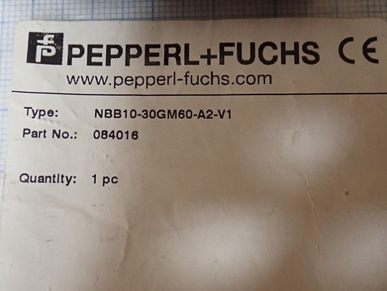 Датчик индуктивный PEPPERL+FUCHS NBB10-30GM60-A2-V1 084016 10-30VDC 200mA