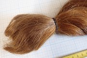 Волос натуральный женский русый неокрашенный срез длина 500мм вес-0.16кг