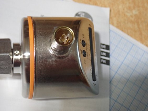 Датчик потока ifm SI5002 SID10ADBFPKG/US IP67 19...36VDC 2х250mA SCP Made in Germany