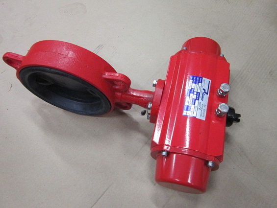 Затвор ЗПТС-FLW-3-150-MN-НТ+ пневмопривод Prisma PA20 Ду150 Ру16 диск чугун GGG-40