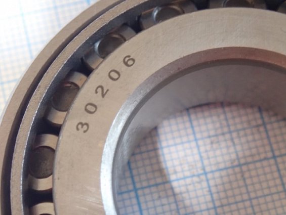 Подшипник ZWZ 30206