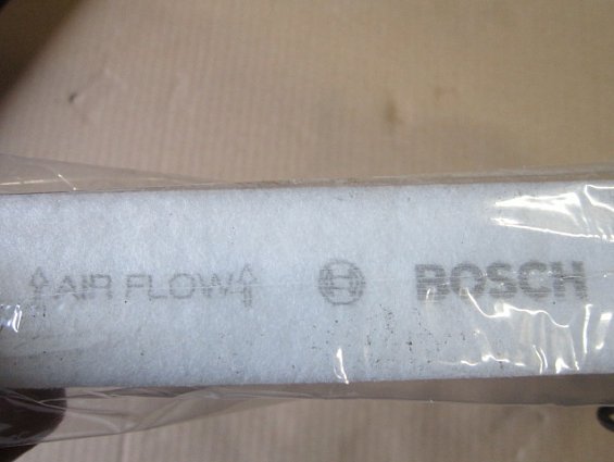 Фильтрующий элемент салонный угольный воздушного фильтра 1987432431 BOSCH 7h0819631A