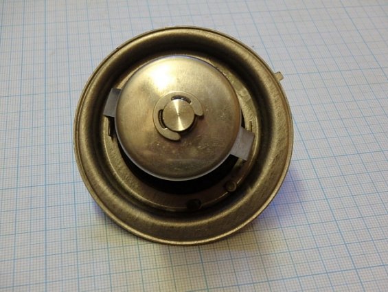 Термостат WV75m-82a +82C оригинальный номер mitsubishi me014340