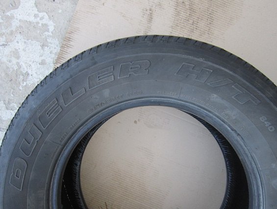 Автошина бывшая в употреблении износ 60-70% 265/65R17 265-65R17 DUELER H/T 112S BRIDGESTONE