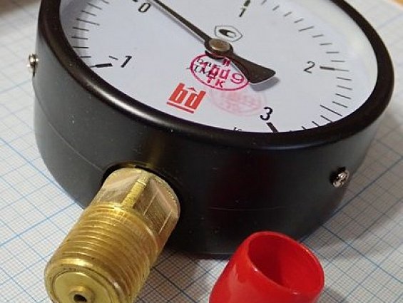 Мановакуумметр bd ДМ1 ДМ-1 -1-0-3bar G1/2 Ф100мм 1.5 IP65 +160С