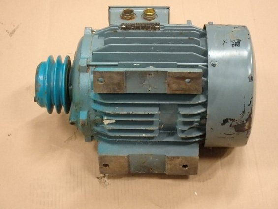 Электродвигатель 3~ AF1S112M TC IP W55 220/380V 50Hz 1430об/мин 4kW с шкивом ALSTHOM