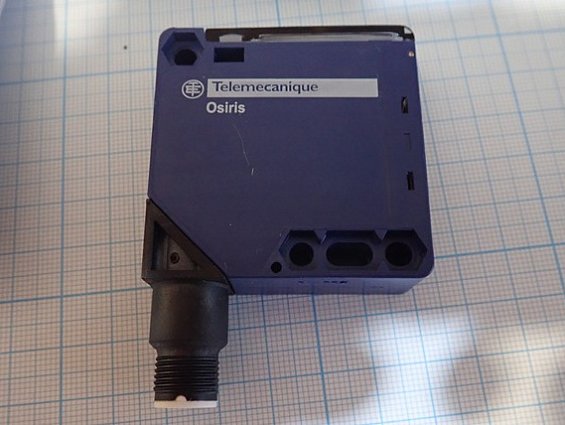 Фотоэлектрический датчик Telemecanique XUK0AKSAM12