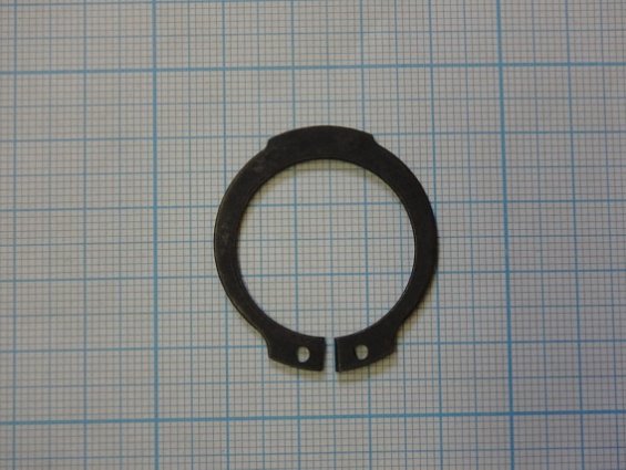 Кольцо стальное пружинное стопорное d28мм DIN 471 ГОСТ 13942-86 наружное для вала эксцентрическое но