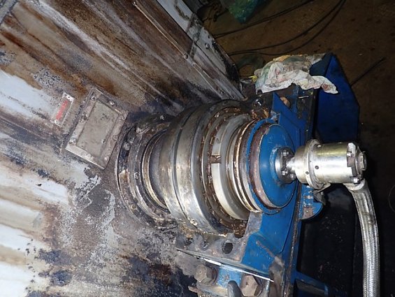 Корпус уплотнения вала BABBINI PB32FS с масленкой запорным кольцом и болтами Корпус уплотнения вала BABBINI PB32FS с масленкой запорным кольцом и болтами