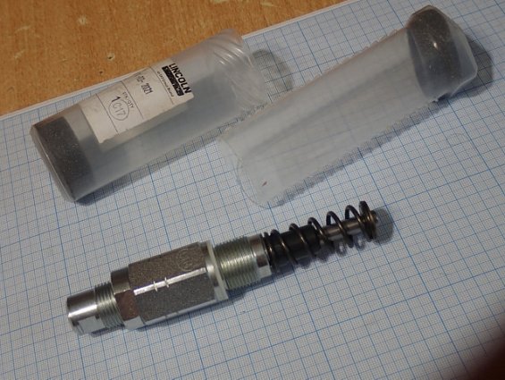 Насосный элемент SKF-LINCOLN 655-28716-1 PUMPENELEMENT KR 205,203 лубрикатора SKF-LINCOLN