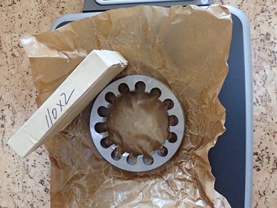 Плашка M110х2mm 6g Ф160х21mm