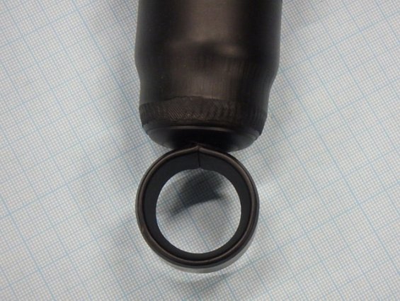 Амортизатор передний ISUZU JAPAN ZE 1 TOKICO 8-97253609-0