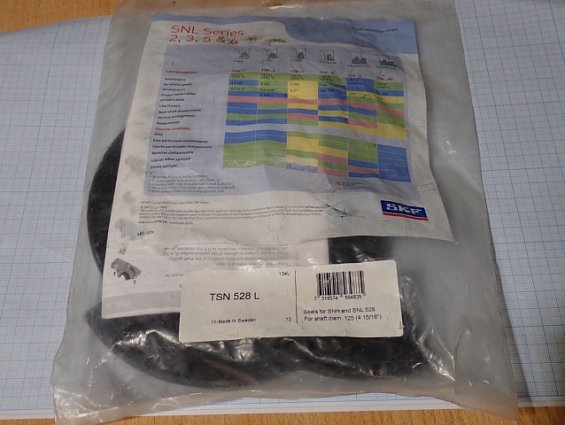 Уплотнение корпуса SKF TSN528L Seals for SNH and SNL 528 For shaft diam.125 11-Made in Sweden компле