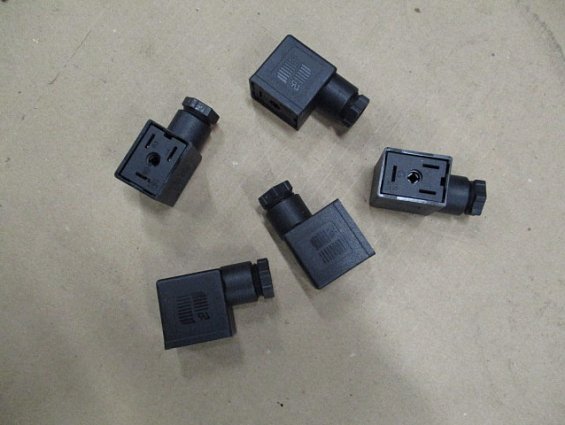 Разъем коннектор univer am5110 am-5110 am connector 22mm U1