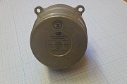 ЭЛЕКТРОДВИГАТЕЛЬ АСИНХРОННЫЙ тип Д-32 n=24min-1 U=127V 50Hz 12VA Mн=0.16Nm ЧТП 1981