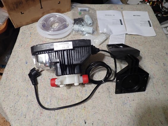 Аналоговый насос дозирования Mytho HL50NHP00N0 20-54л/ч 0.1-5бар PVDF-T/FPM 40W 100-240V 50/60Hz IP6