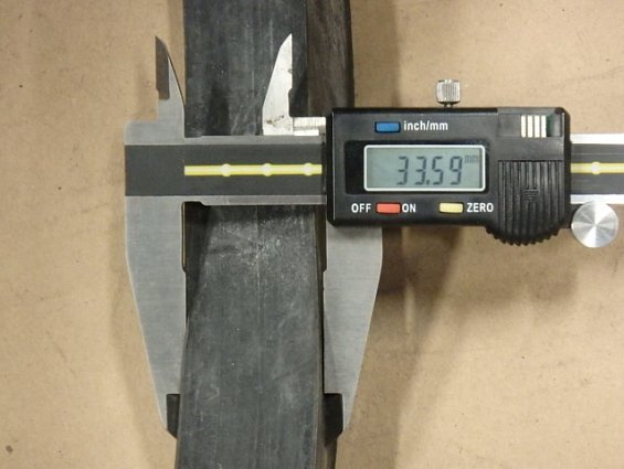 Шнур резиновый квадратного сечения 33х33мм непрерывная длина шнура 10000-10500мм