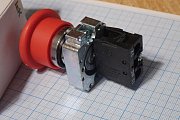 Кнопка управления iEK LAY5-BT42 КРАСНЫЙ ЦВЕТ 230В 10А