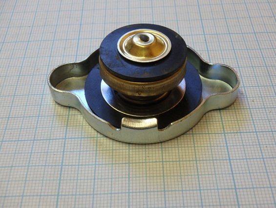 Крышка adc49902 me418239 радиатора охлаждения двигателя 4D33 4D35 автомобиля