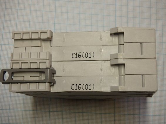 Выключатель автоматический Legrand 404042 2-пол 16А C16 6kA TX3