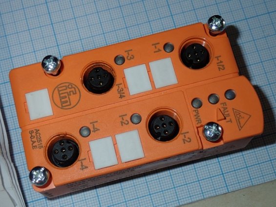 Модуль безопасности ifm AC2515 Made in Germany