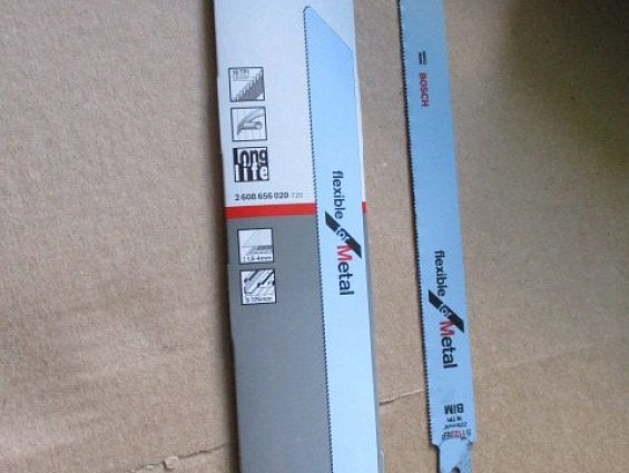 Полотно пильное по металлу для ножовки сабельной Bosch S1122EF bim 225х19х0.9mm/9"