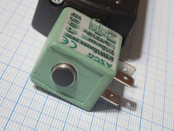 Пневмораспределитель asco g551a002ms 24VDC в сборе с двумя катушками asco scg551a002ms.24/DC НЕТ ОДН