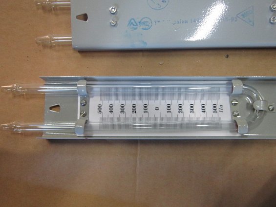 Мановакуумметр двухтрубный стеклянный 1000Па 500-0-500Па U-образный цена деления шкалы 10мм
