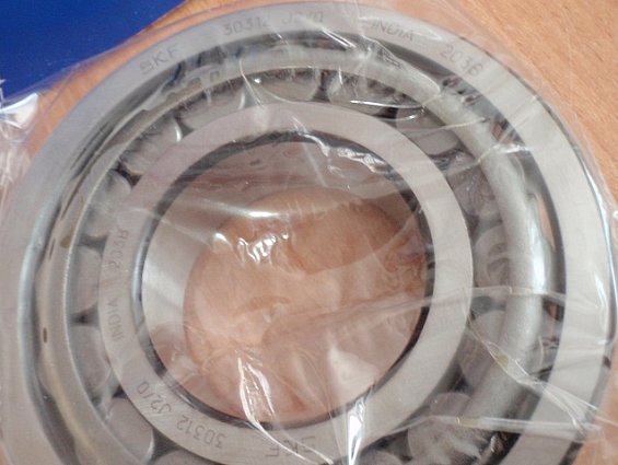 Подшипник 30312 J2/Q 203b SKF 45-made in india