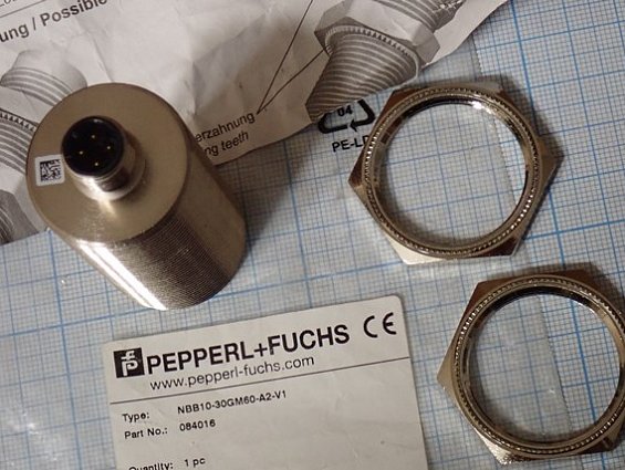 Датчик индуктивный PEPPERL+FUCHS NBB10-30GM60-A2-V1 084016 10-30VDC 200mA