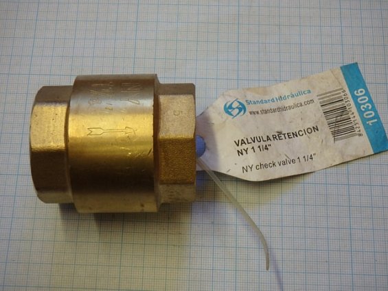 Клапан обратный латунный для воды STH 10306 NY 1 1/4" ДУ32 DN32 РУ16