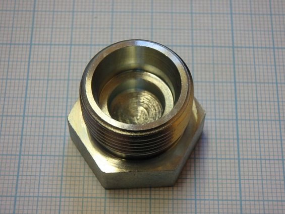 Фитинг AXVHSNW13 глухой штуцер Франция