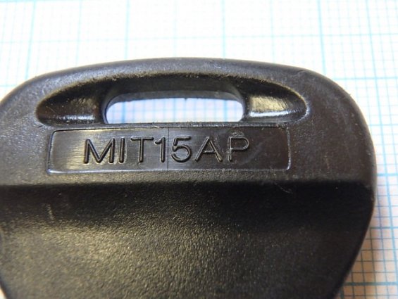 Ключ зажигания MIT15AP автомобиля MITSUBISHI CANTER