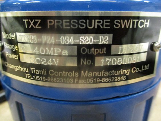 Датчик реле давления TXZC3-P24-034-S20-D2 0-40MPa DC24V TXZ PRESSURE SWITCH