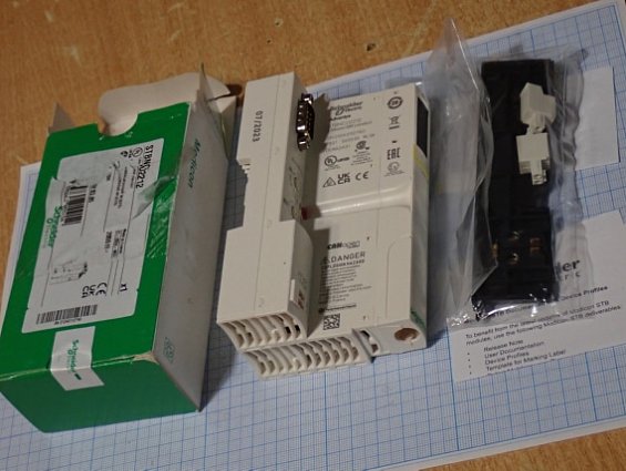 Коммуникационный модуль STBNCO2212 205515 Schneider Electric Made in France