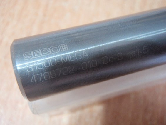Фреза цельная концевая SECO 31500-mega 4706722-010 Dc=6 re1=5 00029330 b35 JABRO