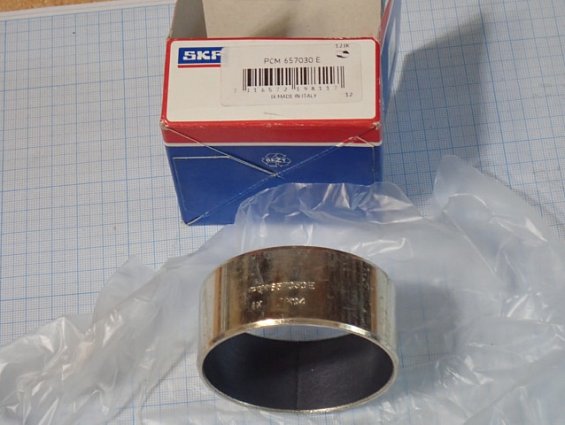 Втулка SKF PCM 657030E IX MADE IN ITALY