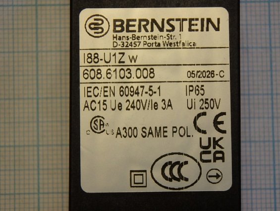 Выключатель концевой Bernstein 608.6103.008 для центрифуги BMA