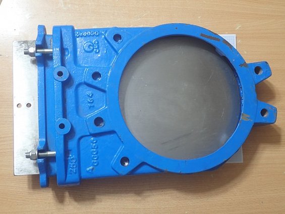 Шиберная задвижка CMO DN250 GGG50 A-0003A2 без привода