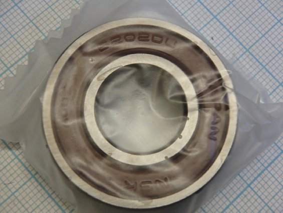 Подшипник NSK 6202DDUCM JAPAN закрытый с обеих сторон