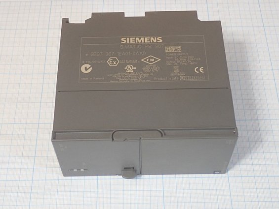 Блок питания SIEMENS 6ES7 307-1EA01-0AA0 бывший в употреблении ПОЧТИ НОВЫЙ