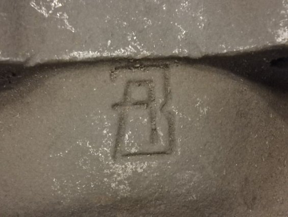 Клапан обратный 16кч9п Ду32 Ру25 чугунный подъемный фланцевый